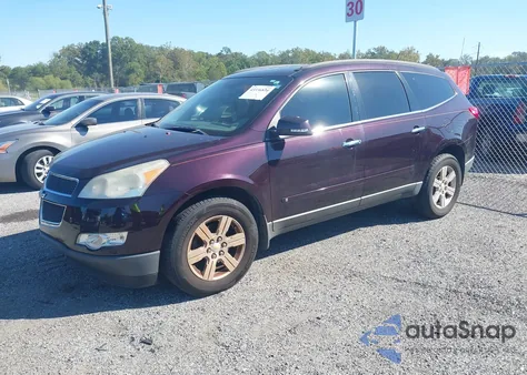 2010 Chevrolet Traverse Lt из США, поврежденный, VIN 1GNLRFED2AS148519